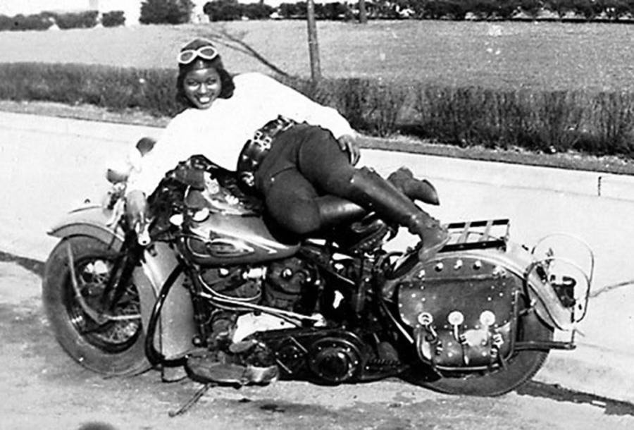 Black History: Bessie Springfield Rode Across The U.S. Solo In 1930! (2-9-20)